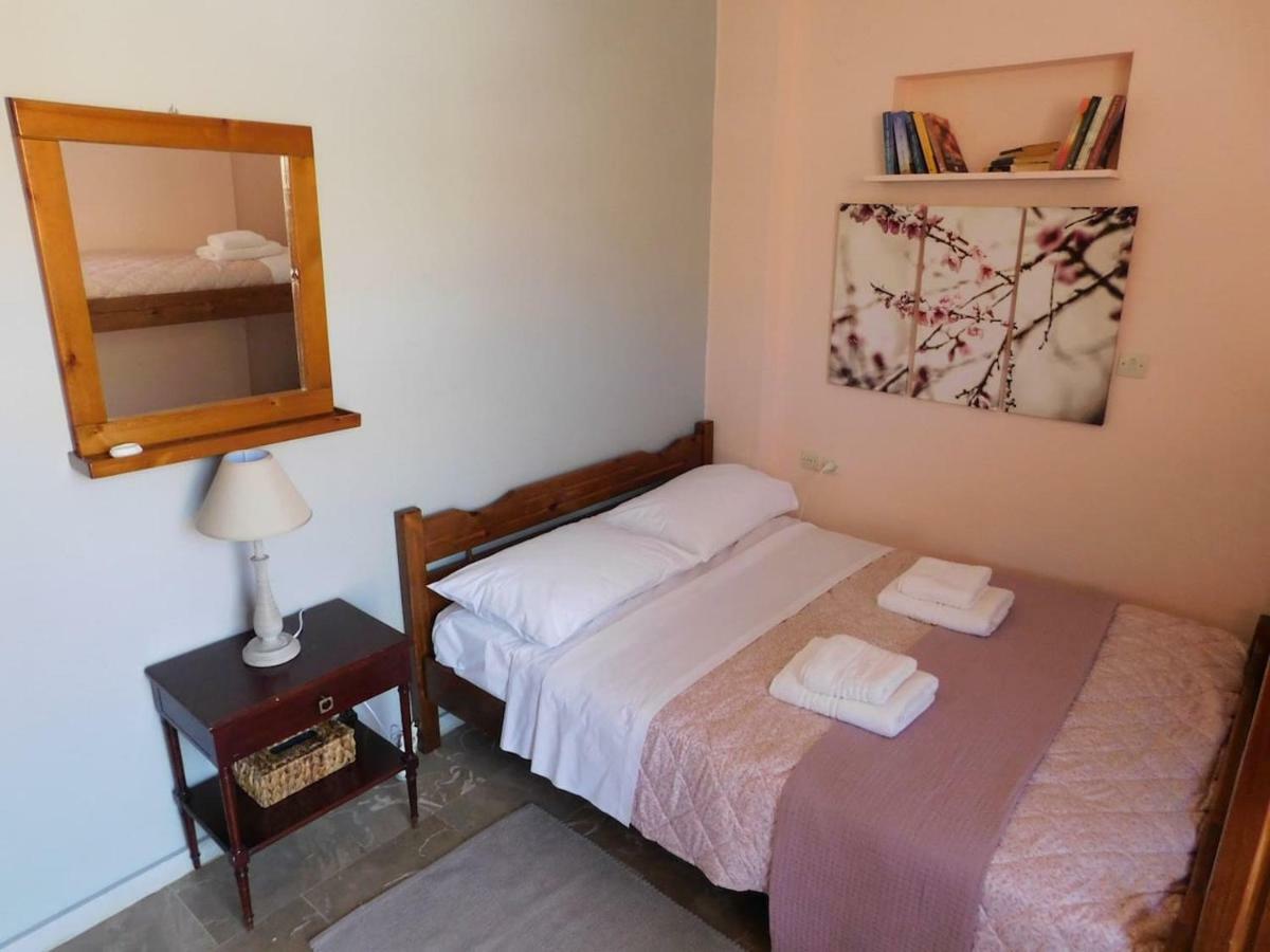 A Bright Home Away From Home ปาราลีอออัสตรอช ภายนอก รูปภาพ